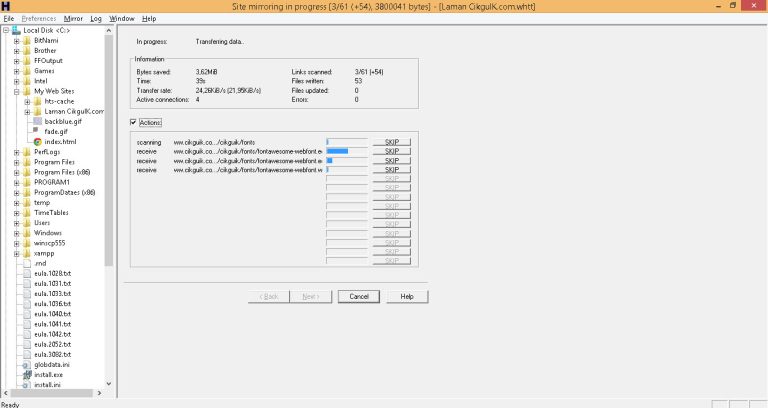 Screenshot of website mirroring software showing progress of copying website files to a computer. Salin Laman Web ke Komputer in progress.